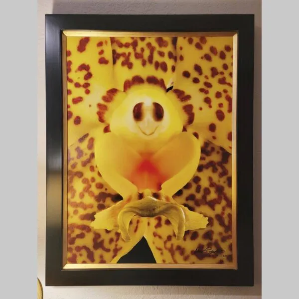 Hyperrealistic Exclusive Orchid Art Vanda Thailand Beauty - Plant - Hyperrealistic Fine Art Print by Kevin G. Saunders, KGS Studios